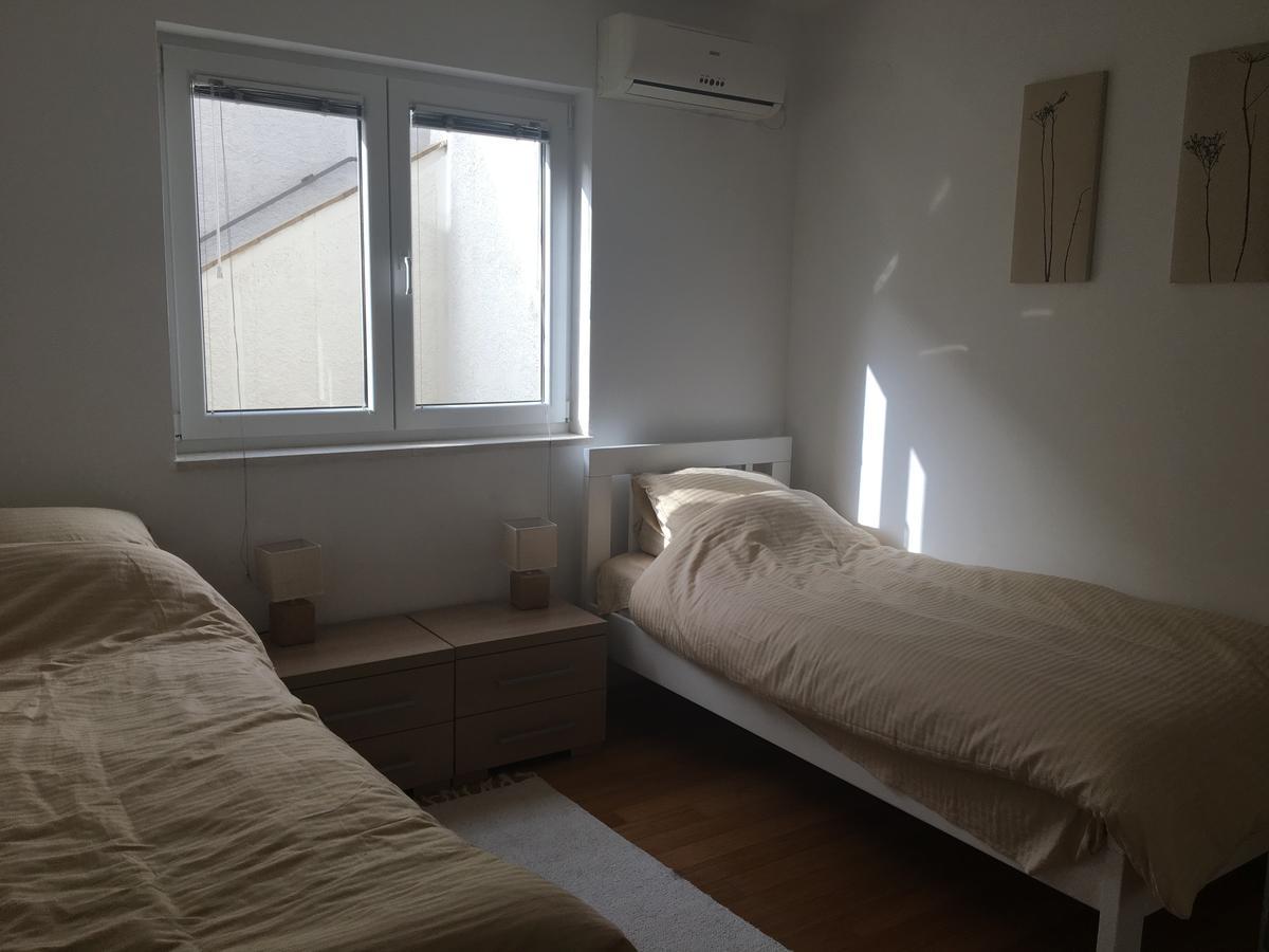 Apartment Fjord Waterfront Kotor Bagian luar foto